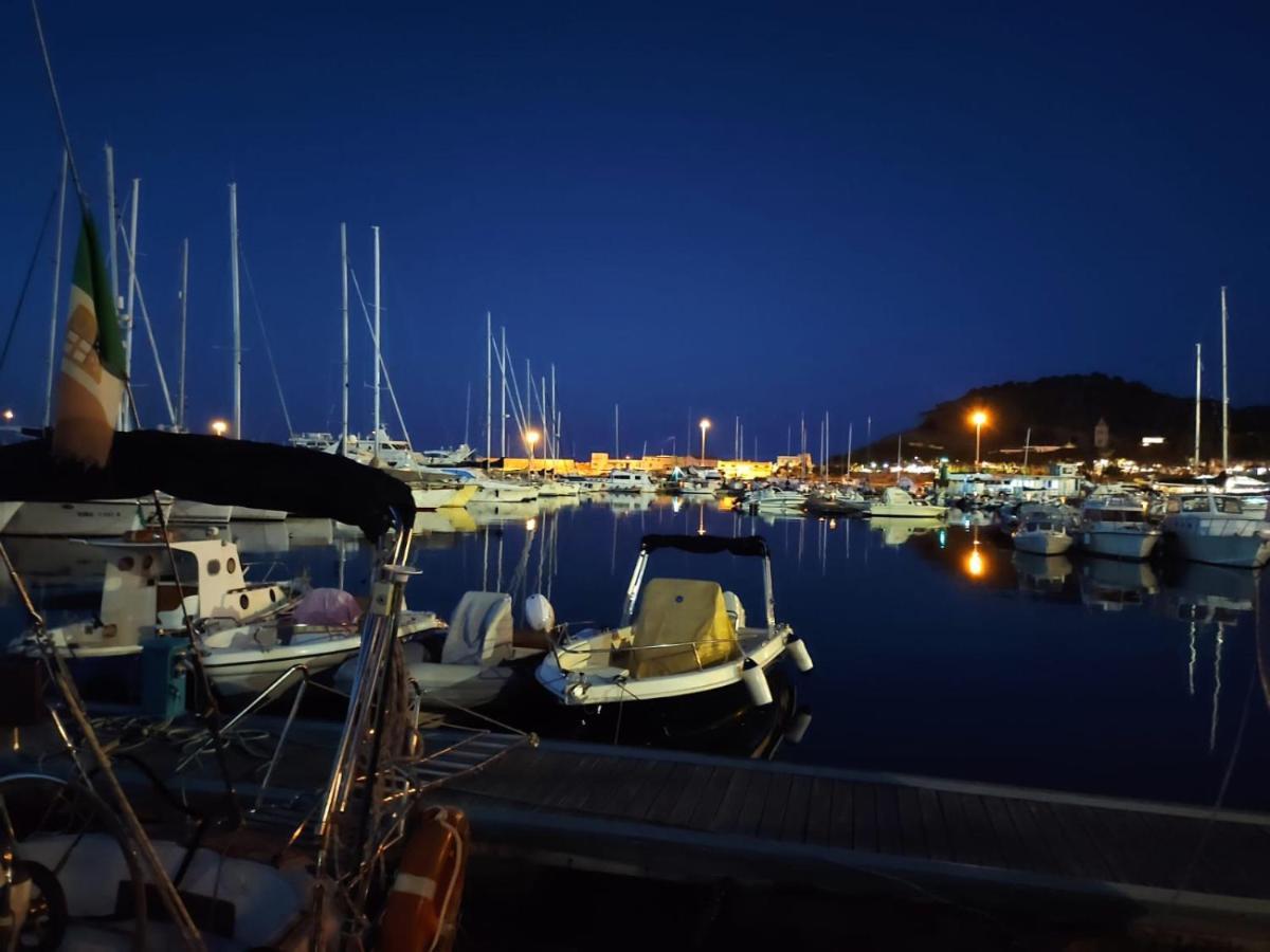 Classic Yacht Yanika Yachting Watersport Ets ヴィッラプッツ エクステリア 写真